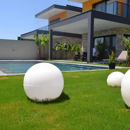 Ayayorgi Sueper Havuzlu Yeni 빌라