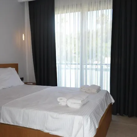 Villa Ayayorgi Sueper Havuzlu Yeni