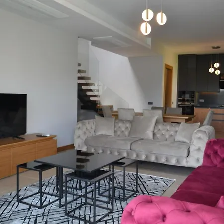 빌라 Ayayorgi Sueper Havuzlu Yeni *