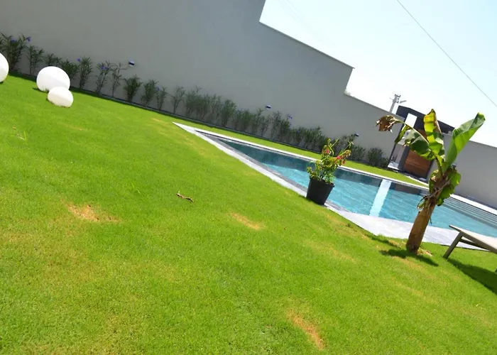 Villa Ayayorgi Sueper Havuzlu Yeni Çeşme