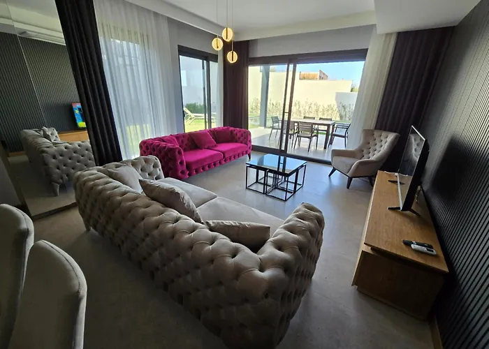 Ayayorgi Sueper Havuzlu Yeni ヴィラ Çeşme